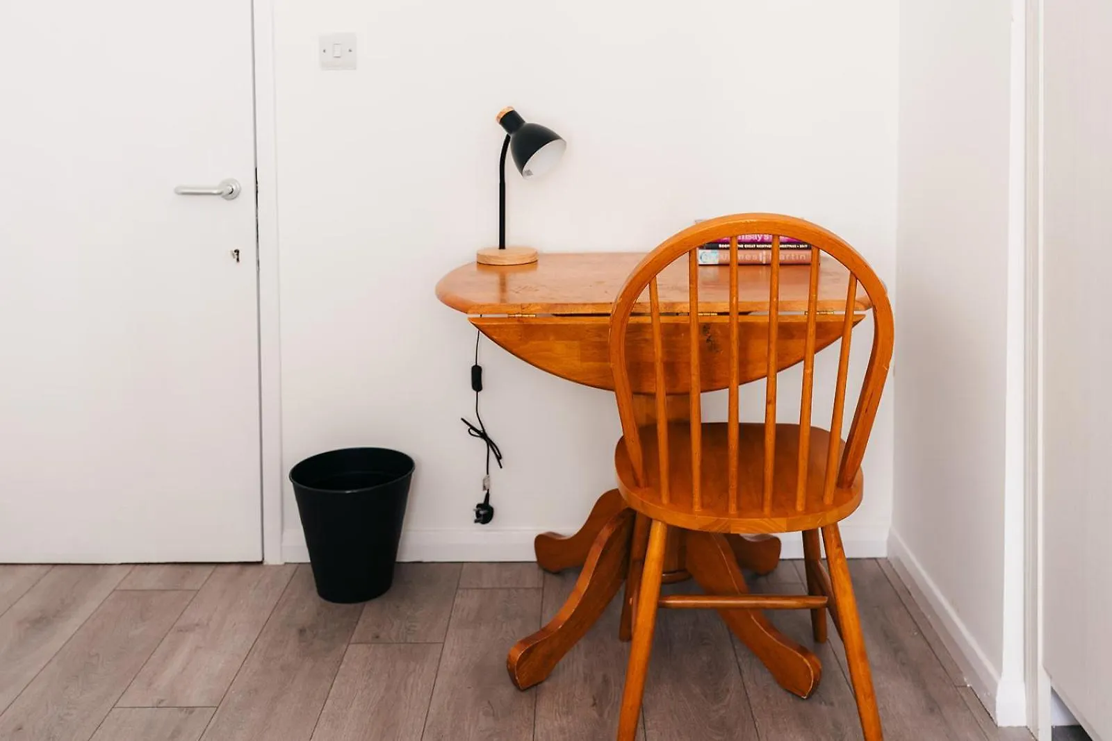 2 Bedroom Apartment Near London Bridge With A Garden